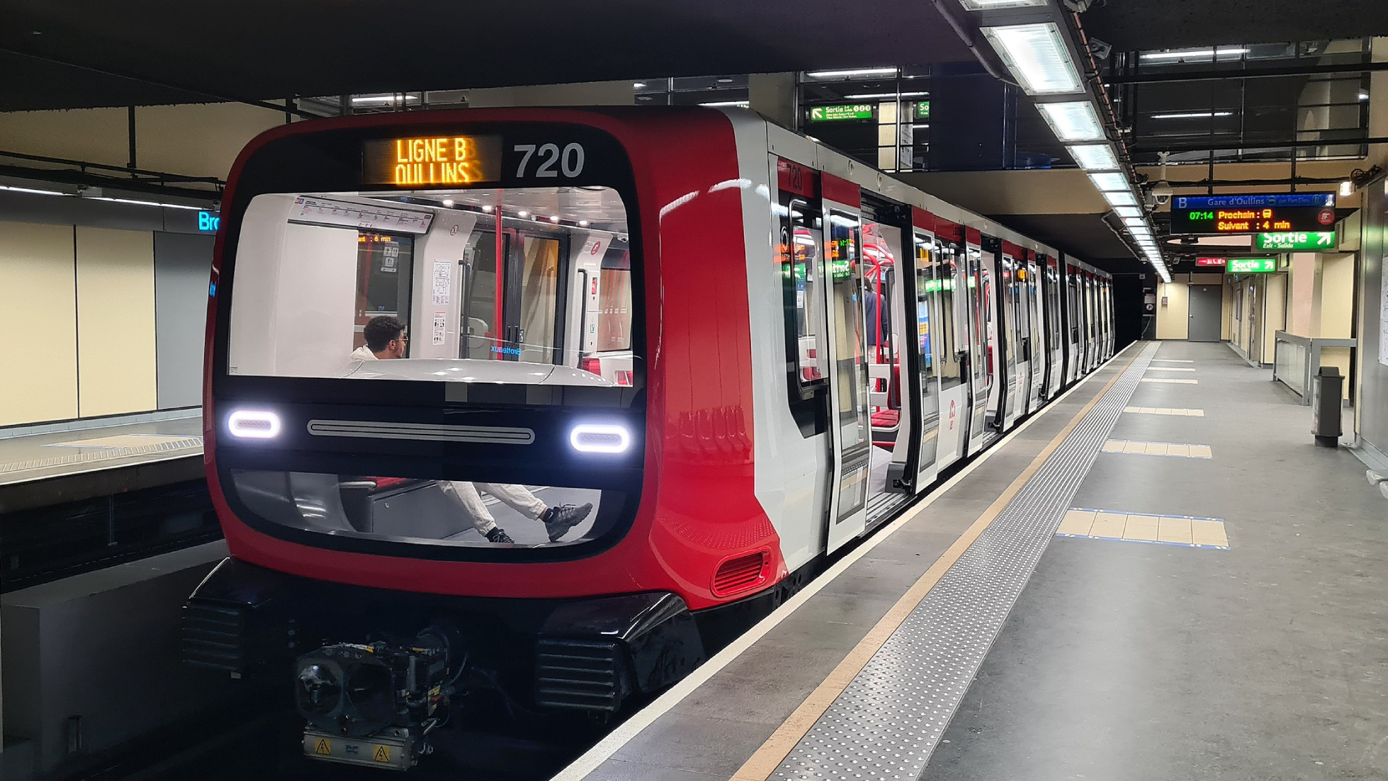 me-tro-b-lyon